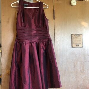 Jones Wear beautiful dress